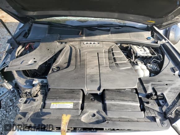 ✅ 2017 Audi Q7 Premium Plus • VIN: WA1LHAF71HD053398 • Lot: 83770275. Wystawiony na Copart z przebiegiem 62 446 mil. Bezpłatny archiwum sprzedaży aukcyjnych z USA i szczegółowy raport historii pojazdu na DreamBid. Zdjęcie 12.