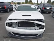 ✅ 2022 Dodge Challenger GT • VIN: 2C3CDZKG7NH223806 • Lot: 43275722. Wystawiony na IAAI z przebiegiem 81 772 mil. Bezpłatny archiwum sprzedaży aukcyjnych z USA i szczegółowy raport historii pojazdu na DreamBid. Zdjęcie 13.