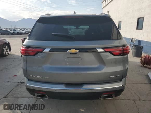 ✅ 2023 Chevrolet Traverse Premier • VIN: 1GNEVKKW2PJ331114 • Lot: 71524155. Wystawiony na Copart z przebiegiem 22 790 mil. Bezpłatny archiwum sprzedaży aukcyjnych z USA i szczegółowy raport historii pojazdu na DreamBid. Zdjęcie 6.