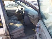 ✅ 2003 Chrysler Town & Country LXi • VIN: 2C4GP54L53R340007 • Лот: 43561389. Опубликован ранее на IAAI с пробегом 146 178 миль. Бесплатный доступ к архиву аукционных продаж из США и подробный отчёт об истории автомобиля на DreamBid. Изображение 5.