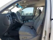 ✅ 2017 Chevrolet Silverado 2500HD Work Truck • VIN: 1GC1KUEY6HF216982 • Lot: 62903995. Wystawiony na Copart z przebiegiem 259 446 mil. Bezpłatny archiwum sprzedaży aukcyjnych z USA i szczegółowy raport historii pojazdu na DreamBid. Zdjęcie 7.