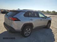 ✅ 2024 Toyota RAV4 XLE • VIN: 2T3W1RFV4RC282314 • Лот: 86300365. Опубликован ранее на Copart с пробегом 29 478 миль. Бесплатный доступ к архиву аукционных продаж из США и подробный отчёт об истории автомобиля на DreamBid. Изображение 3.