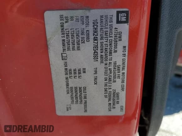 ✅ 2007 Chevrolet Silverado 2500HD 1LT • VIN: 1GCHK24K77E543931 • Lot: 84761255. Wystawiony na Copart z przebiegiem 232 308 mil. Bezpłatny archiwum sprzedaży aukcyjnych z USA i szczegółowy raport historii pojazdu na DreamBid. Zdjęcie 12.