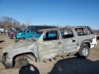 ✅ 2004 Chevrolet Suburban LS • VIN: 1GNFK16ZX4J106303 • Лот: 47078885. Опубликован ранее на Copart с пробегом Не указан. Бесплатный доступ к архиву аукционных продаж из США и подробный отчёт об истории автомобиля на DreamBid. Изображение 1.