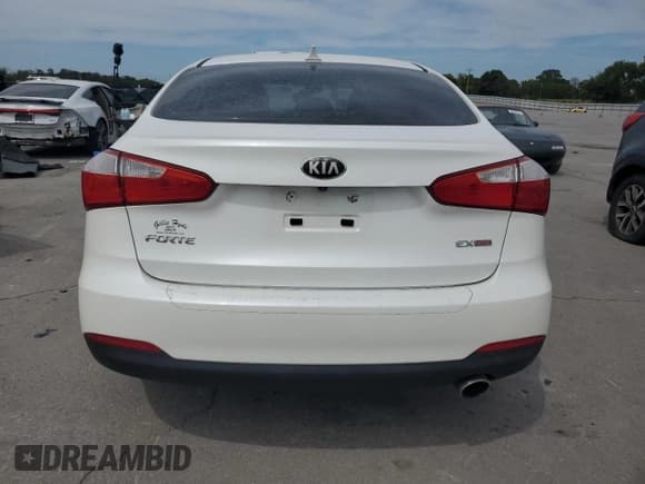 ✅ 2014 Kia Forte EX • VIN: KNAFX4A88E5051979 • Лот: 70617075. Опубликован ранее на Copart с пробегом 145 770 миль. Бесплатный доступ к архиву аукционных продаж из США и подробный отчёт об истории автомобиля на DreamBid. Изображение 6.