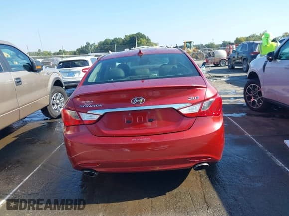 ✅ 2012 Hyundai Sonata Limited • VIN: 5NPEC4AB8CH432024 • Lot: 43265742. Listed on IAAI with 157,648 mi. Free auction sales archive from the USA and detailed vehicle history report at DreamBid. Image 15.
