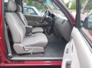 ✅ 2003 Toyota Tacoma • VIN: 5TEHN72N23Z299839 • Lot: 42203106. Wystawiony na IAAI z przebiegiem 233 148 mil. Bezpłatny archiwum sprzedaży aukcyjnych z USA i szczegółowy raport historii pojazdu na DreamBid. Zdjęcie 5.