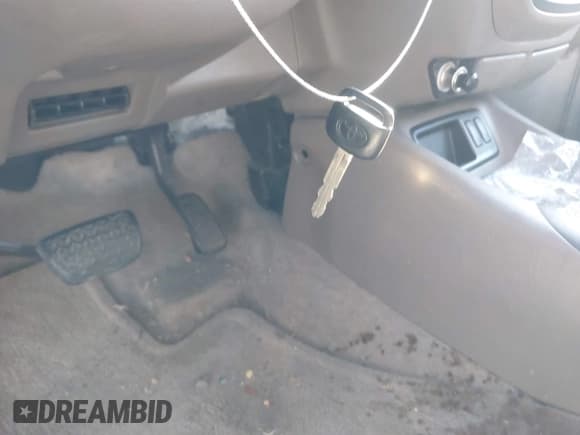 ✅ 2006 Toyota Tundra SR5 • VIN: 5TBDT44126S530438 • Lot: 43433899. Listed on IAAI with 173,478 mi. Free auction sales archive from the USA and detailed vehicle history report at DreamBid. Image 11.