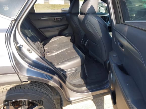 ✅ 2016 Lexus NX 200t • VIN: JTJYARBZ2G2045257 • Lot: 40195622. Listed on IAAI with 90,664 mi. Free auction sales archive from the USA and detailed vehicle history report at DreamBid. Image 8.