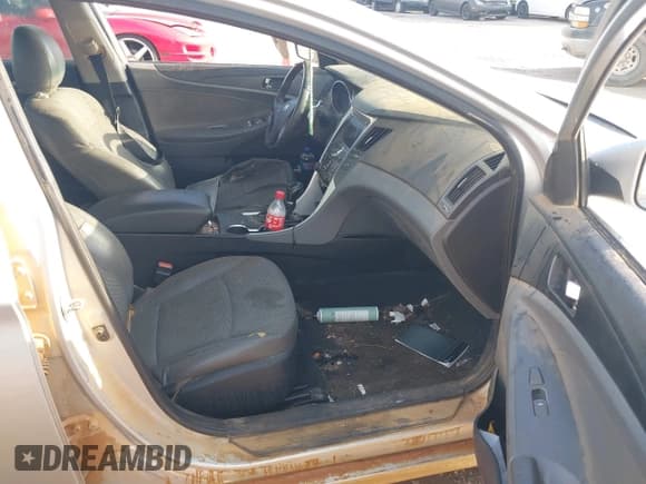 ✅ 2012 Hyundai Sonata Limited • VIN: 5NPEC4AB6CH412922 • Lot: 43727283. Listed on IAAI with 296,925 mi. Free auction sales archive from the USA and detailed vehicle history report at DreamBid. Image 5.