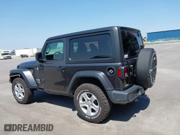 ✅ 2020 Jeep Wrangler Sport S • VIN: 1C4GJXAN6LW303638 • Lot: 42332473. Listed on IAAI with 42,854 mi. Free auction sales archive from the USA and detailed vehicle history report at DreamBid. Image 14.