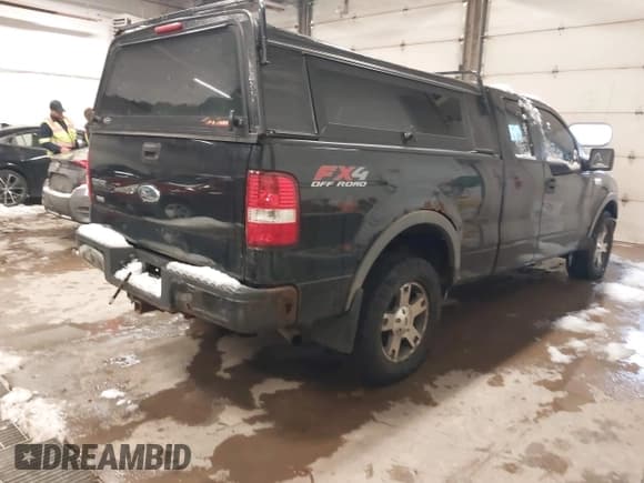 ✅ 2010 Ford F-150 XL • VIN: 1FTEX1E89AKE05852 • Lot: 43873165. Wystawiony na IAAI z przebiegiem 190 754 mil. Bezpłatny archiwum sprzedaży aukcyjnych z USA i szczegółowy raport historii pojazdu na DreamBid. Zdjęcie 4.