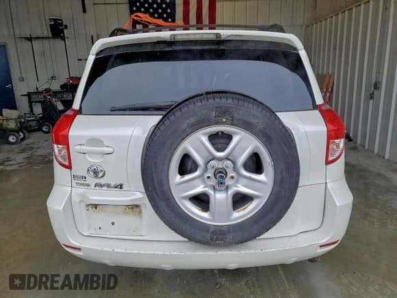 ✅ 2006 Toyota RAV4 Limited • VIN: JTMZD31V165015383 • Лот: 95161335. Опубликован ранее на Copart с пробегом 181 081 миль. Бесплатный доступ к архиву аукционных продаж из США и подробный отчёт об истории автомобиля на DreamBid. Изображение 6.