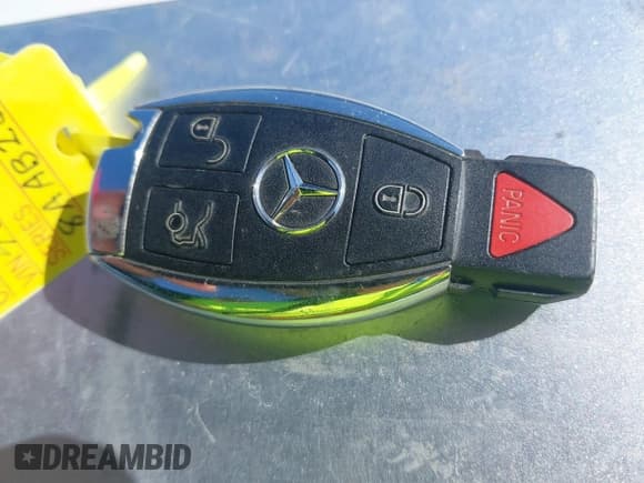 ✅ 2018 Mercedes-Benz CLA 250 • VIN: WDDSJ4EB2JN540435 • Lot: 43427807. Wystawiony na IAAI z przebiegiem 80 724 mil. Bezpłatny archiwum sprzedaży aukcyjnych z USA i szczegółowy raport historii pojazdu na DreamBid. Zdjęcie 11.