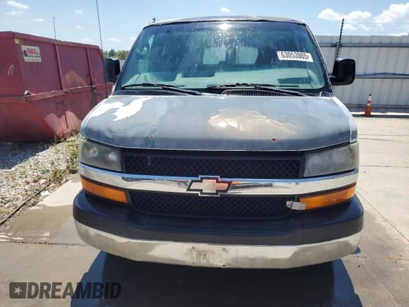 2007 Chevrolet Express Passenger с VIN 1GAHG39U271246650, выставлен на аукционе Copart как лот 63053985 с пробегом 190 236 миль миль и Списание • Salvage title. История ставок и продаж доступна на DreamBid. Изображение 5.