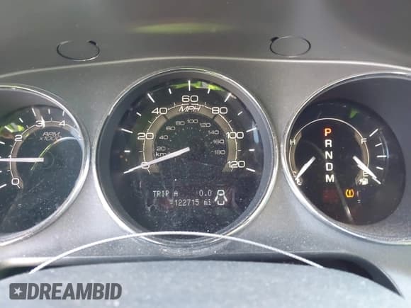 ✅ 2010 Lincoln MKZ • VIN: 3LNHL2GC4AR608669 • Lot: 42198042. Listed on IAAI with 122,715 mi. Free auction sales archive from the USA and detailed vehicle history report at DreamBid. Image 7.