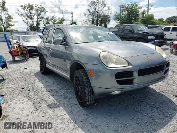 ✅ 2005 Porsche Cayenne S • VIN: WP1AB29P65LA65966 • Lot: 81590775. Listed on Copart with Not provided. Free auction sales archive from the USA and detailed vehicle history report at DreamBid. Image 15.