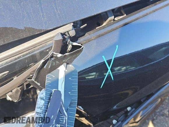 2025 Chevrolet Traverse AWD High Country с VIN 1GNEVKRS6SJ176899, выставлен на аукционе IAAI как лот 43610346 с пробегом 18 060 миль миль и . История ставок и продаж доступна на DreamBid. Изображение 4.