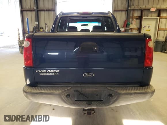 ✅ 2005 Ford Explorer Sport Trac XLS • VIN: 1FMZU77K15UB64638 • Лот: 66901174. Опубликован ранее на Copart с пробегом 155 481 миль. Бесплатный доступ к архиву аукционных продаж из США и подробный отчёт об истории автомобиля на DreamBid. Изображение 6.