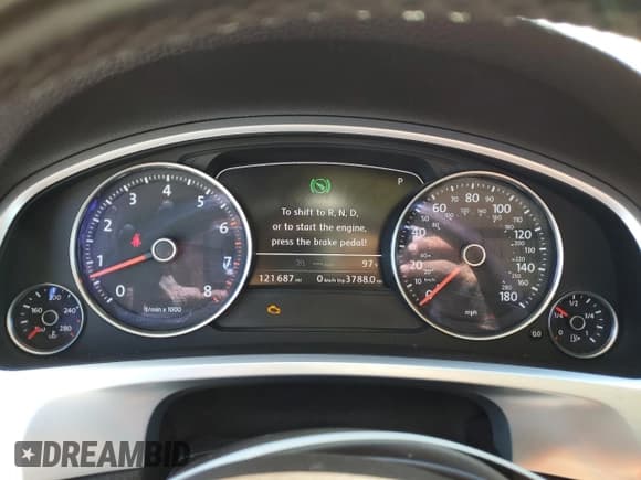 ✅ 2013 Volkswagen Touareg Lux • VIN: WVGEF9BP9DD001404 • Lot: 66859855. Listed on Copart with 121,687 mi. Free auction sales archive from the USA and detailed vehicle history report at DreamBid. Image 9.