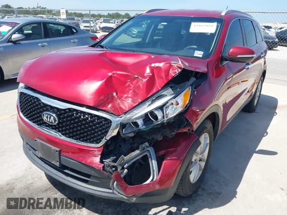 ✅ 2016 Kia Sorento LX • VIN: 5XYPG4A55GG153926 • Lot: 42862850. Listed on IAAI with 164,096 mi. Free auction sales archive from the USA and detailed vehicle history report at DreamBid. Image 6.