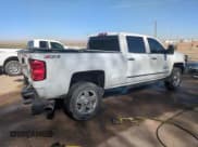 ✅ 2015 Chevrolet Silverado 2500HD LTZ • VIN: 1GC1KWE87FF106595 • Лот: 50557155. Опубликован ранее на Copart с пробегом 158 001 миль. Бесплатный доступ к архиву аукционных продаж из США и подробный отчёт об истории автомобиля на DreamBid. Изображение 3.