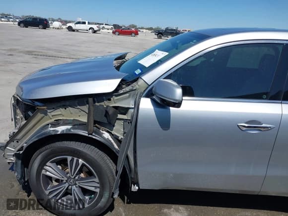 ✅ 2018 Acura MDX • VIN: 5J8YD3H33JL010367 • Лот: 41834911. Опубликован ранее на IAAI с пробегом 92 041 миль. Бесплатный доступ к архиву аукционных продаж из США и подробный отчёт об истории автомобиля на DreamBid. Изображение 18.