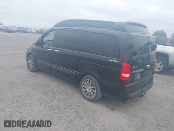 ✅ 2018 Mercedes-Benz Metris Passenger • VIN: WD4PG2EEXJ3405072 • Lot: 43327936. Listed on IAAI with 185,363 mi. Free auction sales archive from the USA and detailed vehicle history report at DreamBid. Image 3.