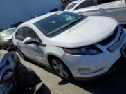 ✅ 2013 Chevrolet Volt • VIN: 1G1RH6E41DU128415 • Lot: 70400754. Wystawiony na Copart z przebiegiem 92 256 mil. Bezpłatny archiwum sprzedaży aukcyjnych z USA i szczegółowy raport historii pojazdu na DreamBid. Zdjęcie 4.