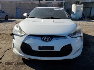 ✅ 2012 Hyundai Veloster w/Red Int • VIN: KMHTC6AD9CU035461 • Lot: 75649334. Wystawiony na Copart z przebiegiem Nie podano. Bezpłatny archiwum sprzedaży aukcyjnych z USA i szczegółowy raport historii pojazdu na DreamBid. Zdjęcie 5.