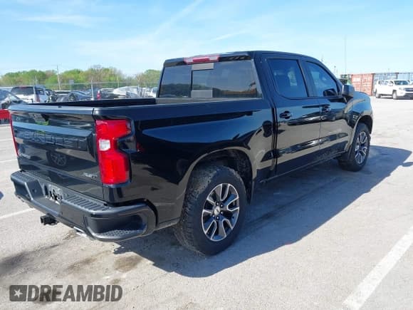 ✅ 2020 Chevrolet Silverado 1500 RST • VIN: 3GCUYEET1LG370089 • Lot: 42082115. Listed on IAAI with 57,447 mi. Free auction sales archive from the USA and detailed vehicle history report at DreamBid. Image 4.
