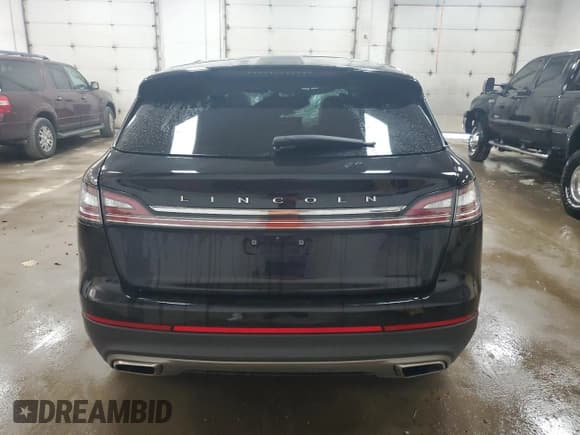 ✅ 2021 Lincoln Nautilus Reserve • VIN: 2LMPJ6K95MBL15634 • Lot: 80670005. Listed on Copart with 130,675 mi. Free auction sales archive from the USA and detailed vehicle history report at DreamBid. Image 6.