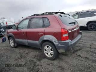 2008 Hyundai Tucson SE z VIN KM8JN12D98U760939, wystawiony jako Copart lot #82564264 z przebiegiem 227 251 mil mil oraz Czysty tytuł • Clean title. Historia ofert i sprzedaży dostępna na DreamBid. Obrazek 2.