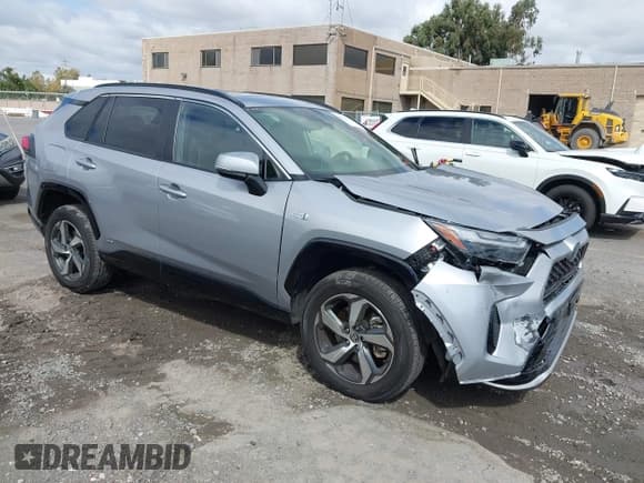 ✅ 2024 Toyota RAV4 SE • VIN: JTMAB3FV1RD208168 • Лот: 43376610. Опубликован ранее на IAAI с пробегом 41 101 миль. Бесплатный доступ к архиву аукционных продаж из США и подробный отчёт об истории автомобиля на DreamBid. Изображение 1.