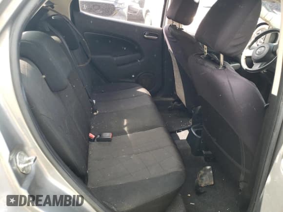 ✅ 2014 Mazda 2 Sport • VIN: JM1DE1KY0E0185671 • Lot: 65857865. Wystawiony na Copart z przebiegiem 123 988 mil. Bezpłatny archiwum sprzedaży aukcyjnych z USA i szczegółowy raport historii pojazdu na DreamBid. Zdjęcie 10.