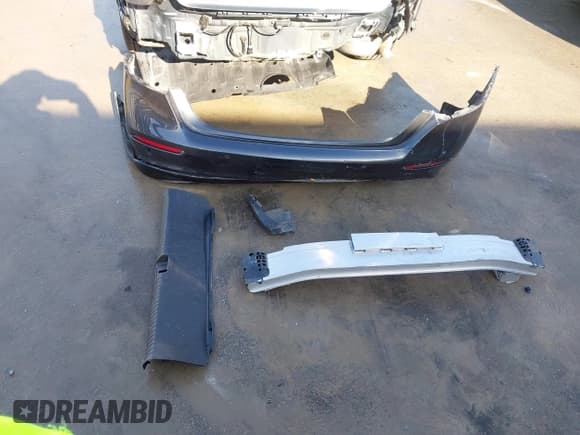 ✅ 2023 Honda Accord EX-L • VIN: 1HGCY2F67PA006476 • Lot: 43671128. Wystawiony na IAAI z przebiegiem 14 321 mil. Bezpłatny archiwum sprzedaży aukcyjnych z USA i szczegółowy raport historii pojazdu na DreamBid. Zdjęcie 12.