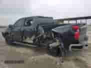 2021 Chevrolet Silverado 1500 LT z VIN 3GCPWCEK6MG450018, wystawiony jako Copart lot #43870915 z przebiegiem 70 925 mil mil oraz Szkoda całkowita • Salvage title. Historia ofert i sprzedaży dostępna na DreamBid. Obrazek 2.