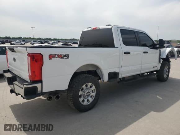 ✅ 2023 Ford F-250 XL • VIN: 1FT7W2BT3PEC29303 • Лот: 53552425. Опубликован ранее на Copart с пробегом 68 303 миль. Бесплатный доступ к архиву аукционных продаж из США и подробный отчёт об истории автомобиля на DreamBid. Изображение 3.