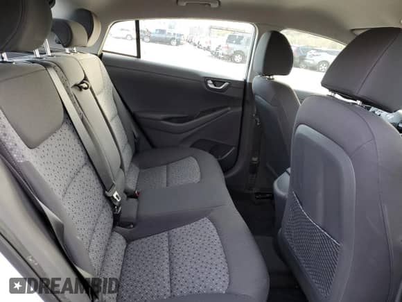 ✅ 2017 Hyundai Ioniq SEL • VIN: KMHC75LC5HU037332 • Лот: 80463694. Размещён на Copart с пробегом 61 294 миль миль. Получите бесплатный доступ к архиву аукционных продаж из США и посмотрите подробный отчёт об истории автомобиля на DreamBid. Изображение 10.