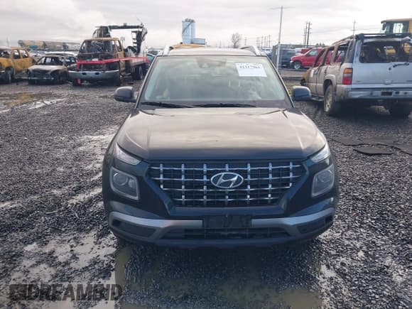 ✅ 2022 Hyundai Venue Limited • VIN: KMHRC8A33NU142442 • Lot: 41317961. Listed on IAAI with 46,912 mi. Free auction sales archive from the USA and detailed vehicle history report at DreamBid. Image 12.