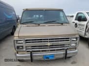✅ 1989 Chevrolet Chevy Van • VIN: 1GBEG25K2K7120100 • Лот: 75508934. Опубликован ранее на Copart с пробегом Не указан. Бесплатный доступ к архиву аукционных продаж из США и подробный отчёт об истории автомобиля на DreamBid. Изображение 5.