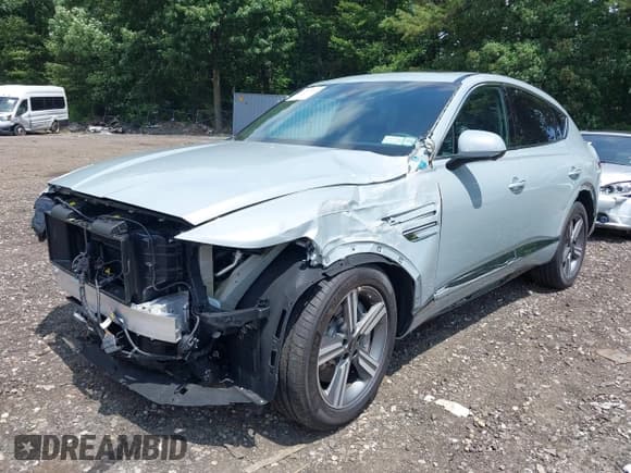 ✅ 2025 Genesis GV80 Coupe 3.5T • VIN: KMUJAESC6SU263222 • Lot: 42701014. Listed on IAAI with 2,388 mi. Free auction sales archive from the USA and detailed vehicle history report at DreamBid. Image 19.