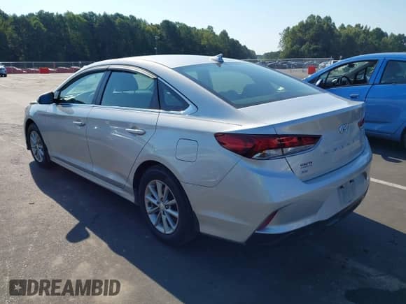 2018 Hyundai Sonata SE with VIN 5NPE24AF1JH718283, listed as a IAAI auction lot 43152242 with 69,598 mi miles and . Bid and sale history available at DreamBid. Image 3.