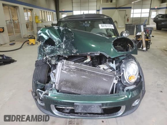✅ 2011 MINI Convertible • VIN: WMWZN3C5XBTZ89537 • Lot: 44161315. Listed on Copart with Not provided. Free auction sales archive from the USA and detailed vehicle history report at DreamBid. Image 5.