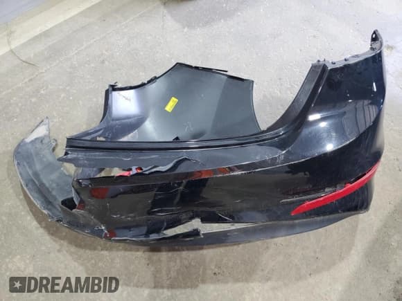 ✅ 2018 Hyundai Elantra SEL • VIN: 5NPD84LFXJH242624 • Lot: 66649275. Listed on Copart with 85,788 mi. Free auction sales archive from the USA and detailed vehicle history report at DreamBid. Image 12.