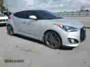 2016 Hyundai Veloster Turbo z VIN KMHTC6AE5GU252388, wystawiony jako Copart lot #48964145 z przebiegiem 137 421 mil mil oraz Szkoda całkowita • Salvage title. Historia ofert i sprzedaży dostępna na DreamBid. Obrazek 4.