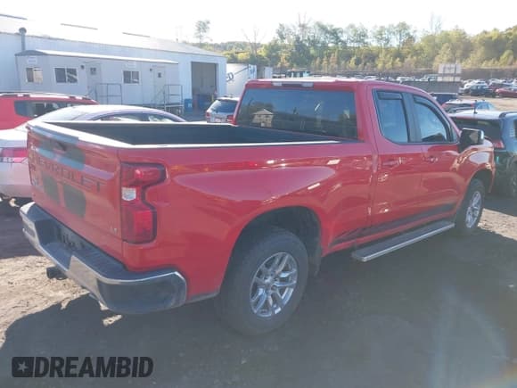 ✅ 2020 Chevrolet Silverado 1500 LT • VIN: 1GCVYDET5LZ263304 • Lot: 43426233. Wystawiony na IAAI z przebiegiem 88 554 mil. Bezpłatny archiwum sprzedaży aukcyjnych z USA i szczegółowy raport historii pojazdu na DreamBid. Zdjęcie 4.