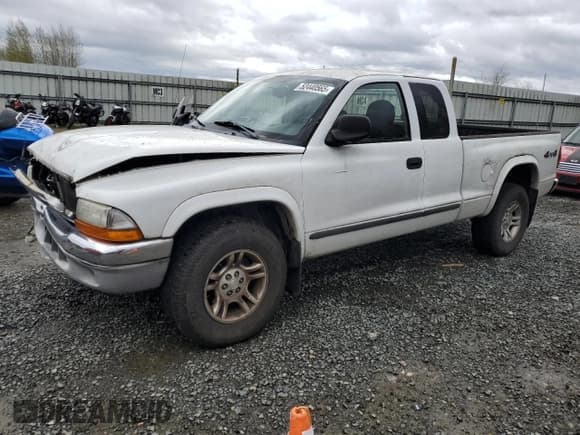 ✅ 2004 Dodge Dakota SLT • VIN: 1D7HG42N14S628373 • Lot: 52440565. Wystawiony na Copart z przebiegiem 137 869 mil. Bezpłatny archiwum sprzedaży aukcyjnych z USA i szczegółowy raport historii pojazdu na DreamBid. Zdjęcie 1.