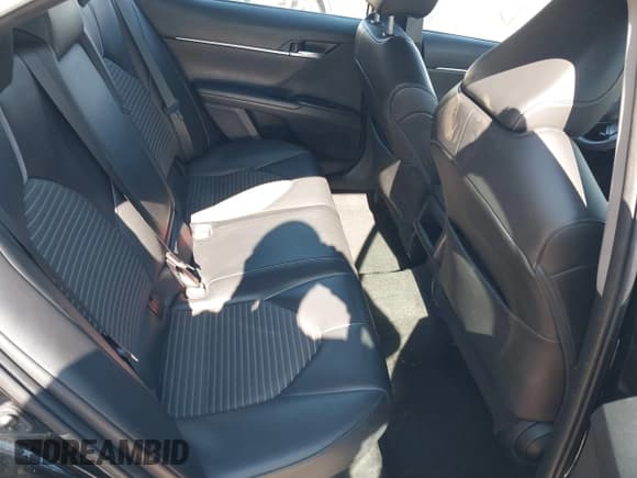 ✅ 2022 Toyota Camry Hybrid SE • VIN: 4T1S31AK2NU594799 • Lot: 43542459. Listed on IAAI with 79,867 mi. Free auction sales archive from the USA and detailed vehicle history report at DreamBid. Image 8.