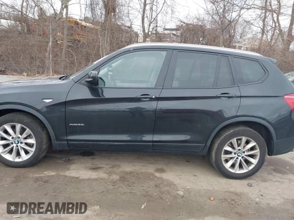 ✅ 2014 BMW X3 xDrive28i • VIN: 5UXWX9C55E0D14916 • Lot: 41720744. Listed on IAAI with 193,135 mi. Free auction sales archive from the USA and detailed vehicle history report at DreamBid. Image 14.